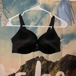 NWOT VS black bombshell bra